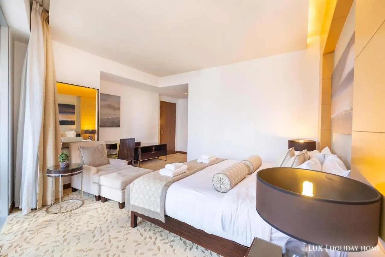 Lux The Emaar Fashion Avenue Suite Dubai 0*,  United Arab Emirates