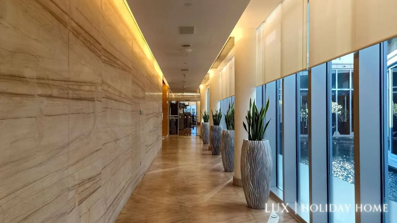 Lux The Emaar Fashion Avenue Suite Dubai 0*,  United Arab Emirates